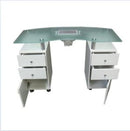Manicure table with vacuum cleaner